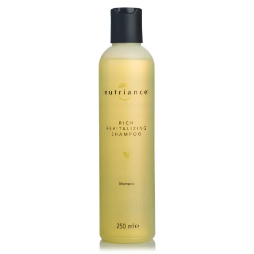 NeoLife Nutriance Rich Revitalizing Shampoo 250 ml bottle with witch hazel and vitamin B3